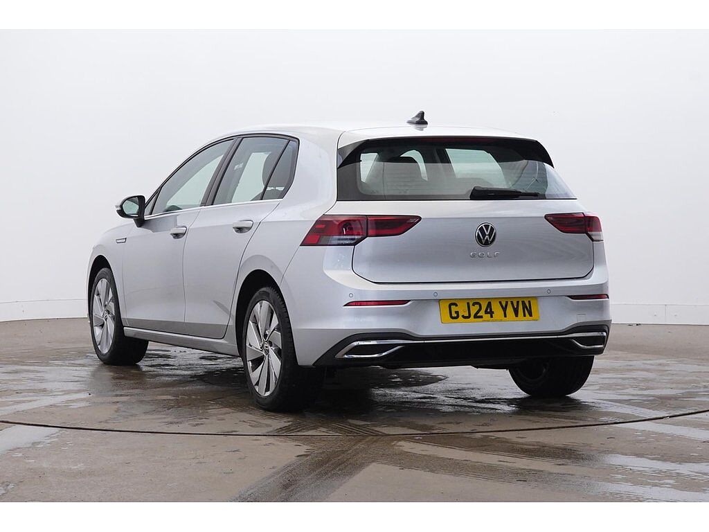 Volkswagen Golf MK8 Hatchback 5-Dr 1.5 TSI (130ps) Style EVO