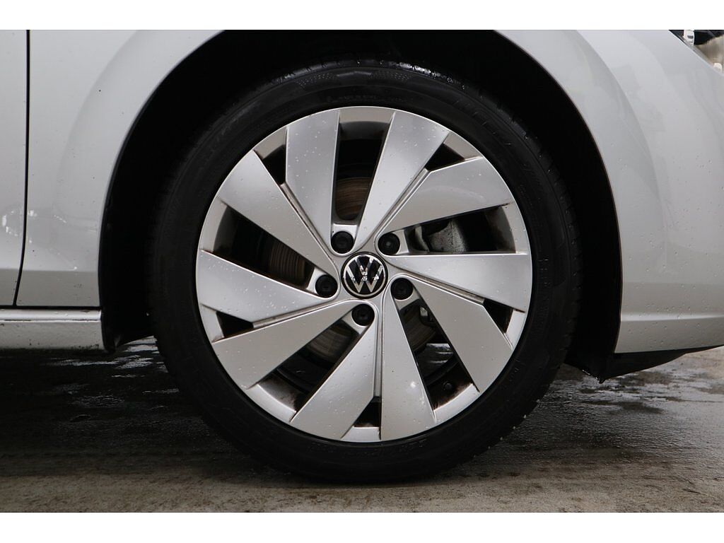 Volkswagen Golf MK8 Hatchback 5-Dr 1.5 TSI (130ps) Style EVO