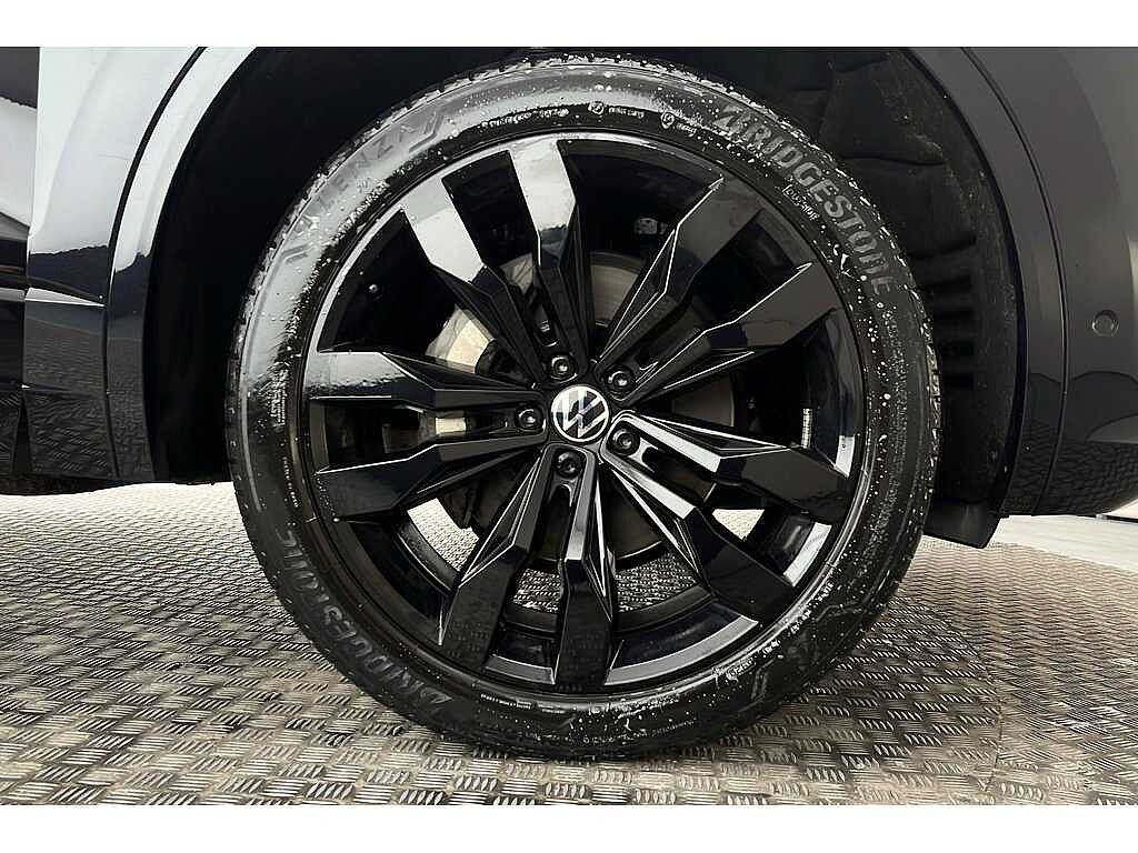 Volkswagen Touareg V6 Black Edition 3.0 TDI 286PS 4MOTION 8-speed Auto Tiptronic 5 Door